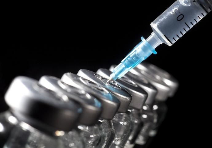 Wie löst man Peptide auf und wie berechnet man die Dosis?
